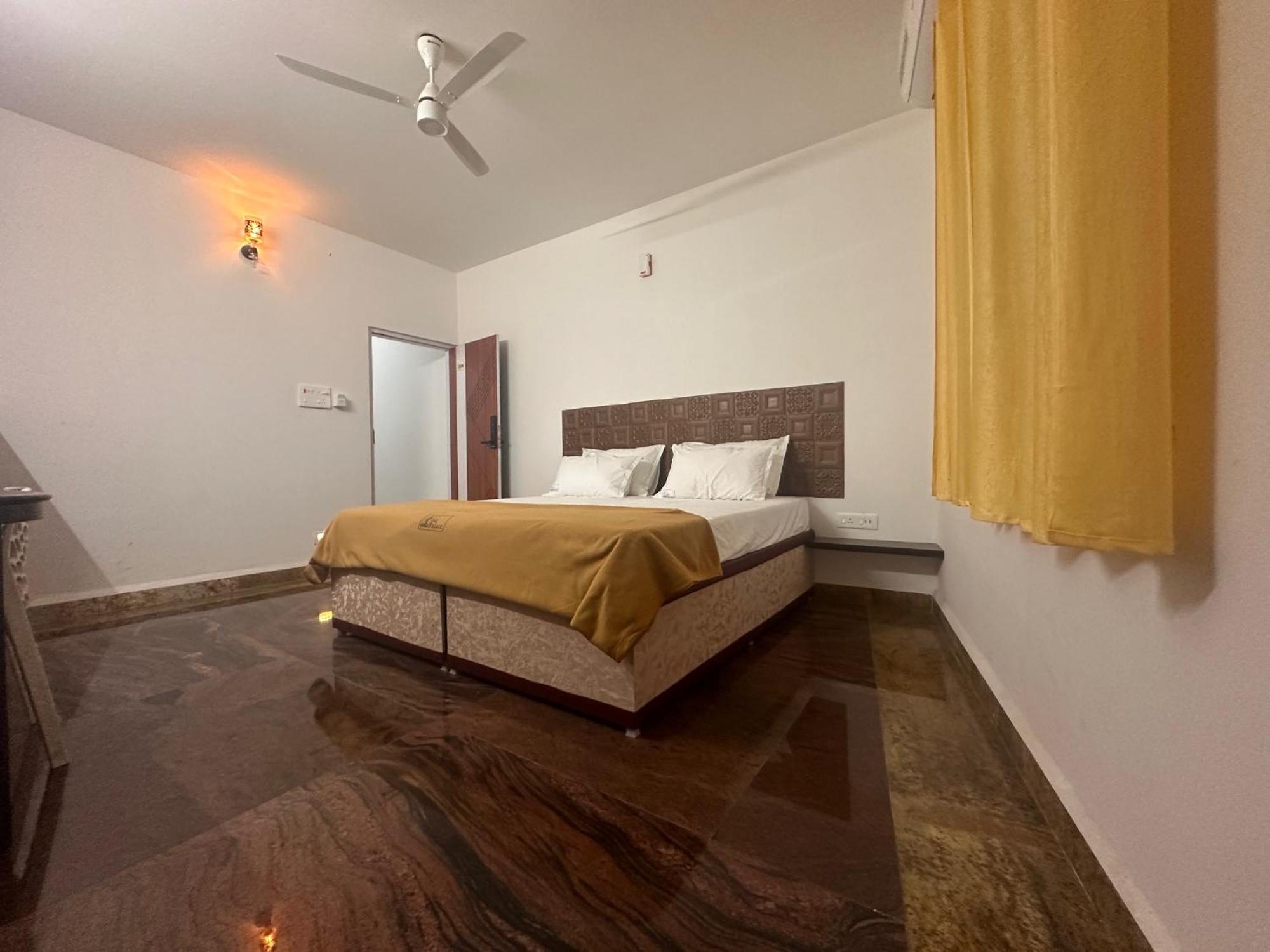Mps Sai Palace Tiruvannamalai Exterior photo
